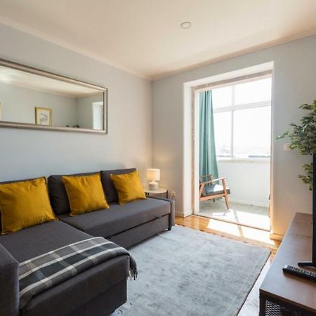Ola Lisbon - Lapa I Apartment Exterior photo