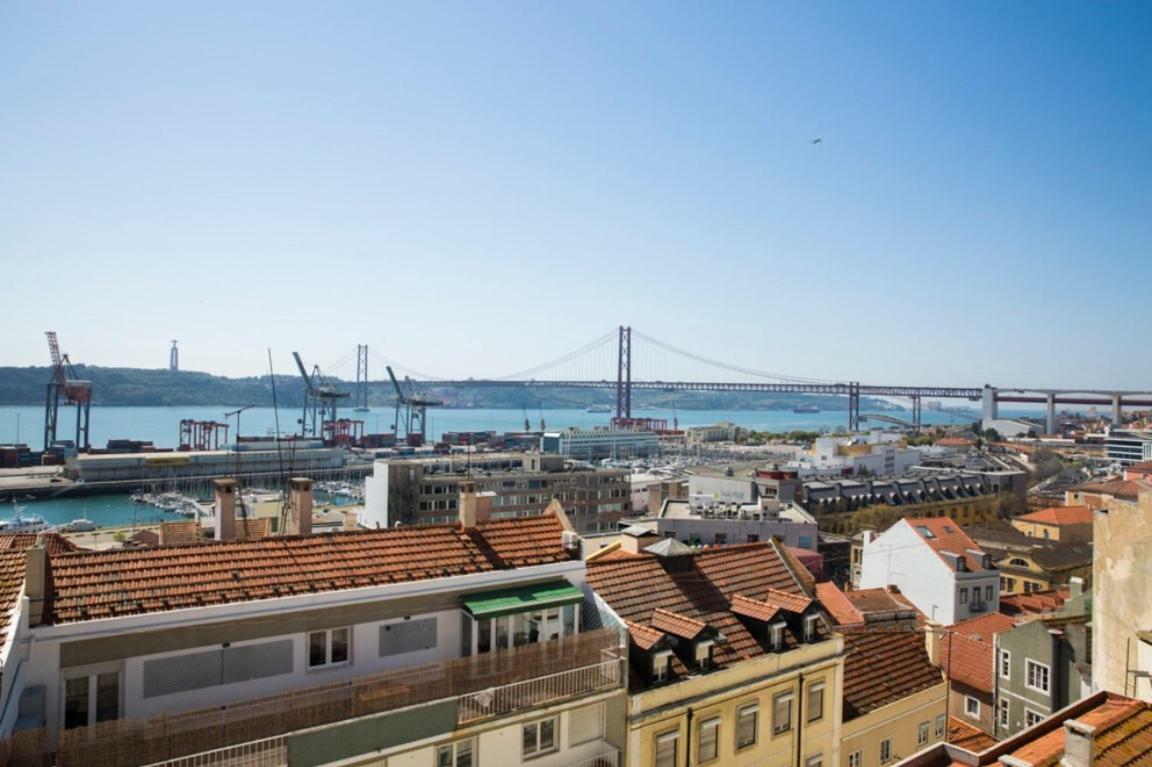 Ola Lisbon - Lapa I Apartment Exterior photo